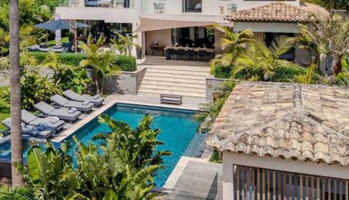 Private Luxury Villa Minutes from the Beach