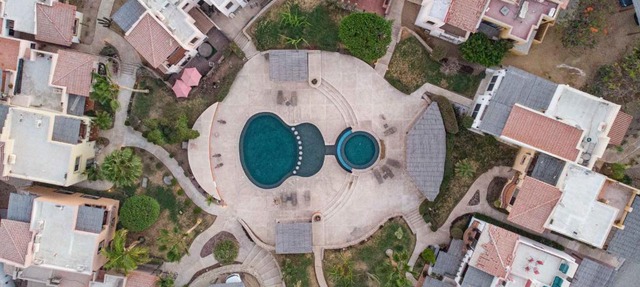 Private Villa in Gated Community Pet-Friendly