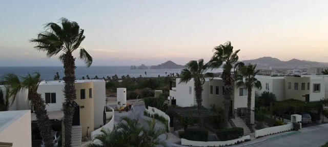 Private Villa with sea view, comfortable beds and wheelchair access
