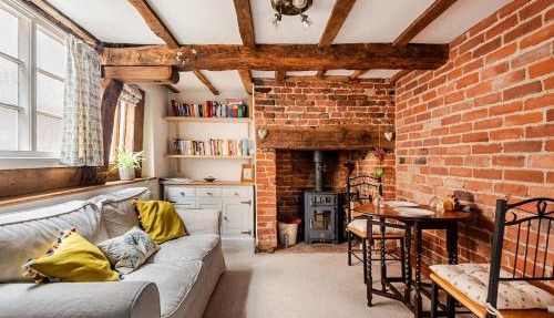 Quaint Cottage in the heart of the Cotswolds
