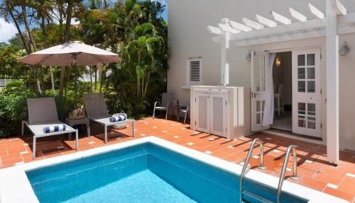Refreshing 2bed Townhome walking distance to beach