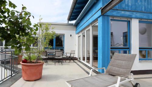 Relaxing 140m2 Holiday Home South of Munich - 25 Min to Center - Fully Equipped