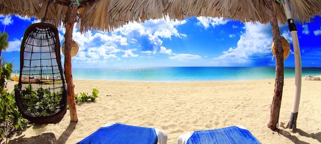 Rollezz Villas Beach Resort