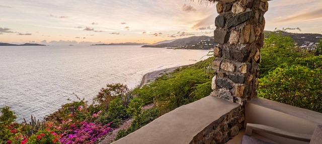 Romantic Sunset Villa | Ocean Views + Private Patio