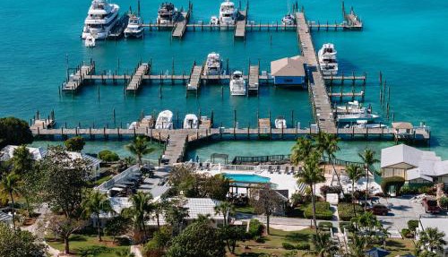 Romora Bay Resort & Marina