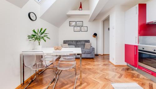 Rooftop Apartment, Vinohrady, City Center