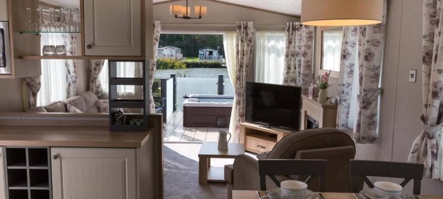 Rosedale Lakeside Lodge