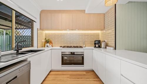 Short Stay Sanctuary - Close to airport