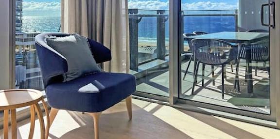 Signature 14th flr 2 bed 2 bath ocean views and pool