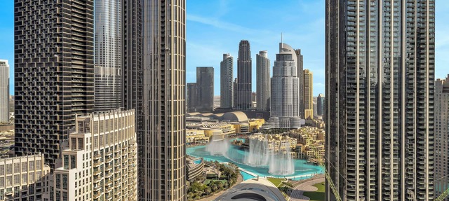 Skyline Luxury I Burj Khalifa & Fountain