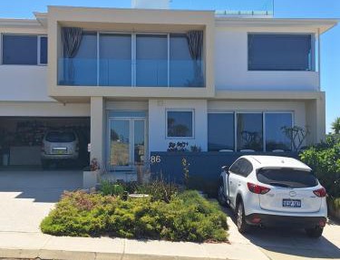 Sorrento Bluewater Apartment