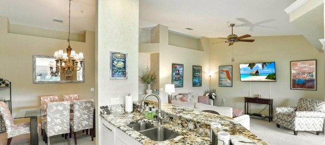 Spacious Golf Club Condo, Membership Available!