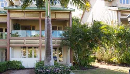 St James Luxury Villa - Near Beach & Gym