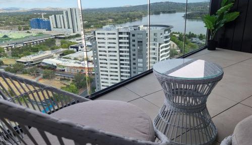 Stunning Belconnen apartment with panoramic views and pool gym access