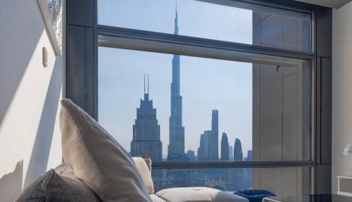 Stunning Burj Khalifa & Downtown Views - Elegant 1BR in The Iconic Index Tower