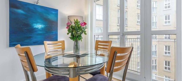 Stunning Business Apartment near Tower of London & Liverpool Street