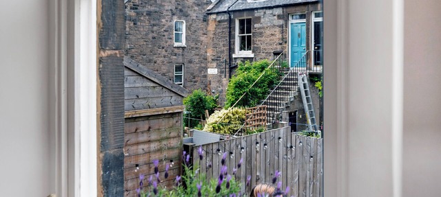 Stylish 2-bed Villa · Garden · Central Edinburgh