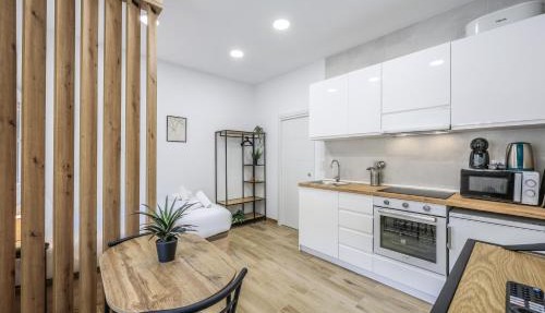 Stylish Studio for two - Madrid Stay