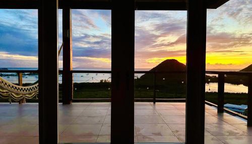 Sunset Sol - 3 Bedroom Breathtaking Ocean Views near Hermitage Bay