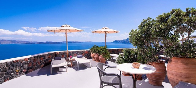 Superb Santorini Cliff Villa | Villa Apolo | Breathtaking Sea Views | Spacious.