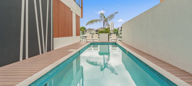 Surfers Paradise - Riverfront 2BR Luxury apartment
