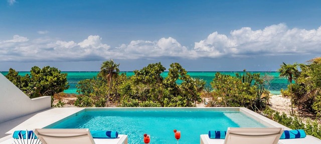TC Villas -Sandpebble -Family Beachfront with Pool & Snorkeling at Smith’s Reef