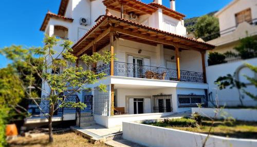The Mirador Boutique Villa with Scenic Sea View
