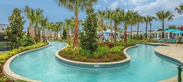 Townhome With Private Pool, BBQ & Free Waterpark!