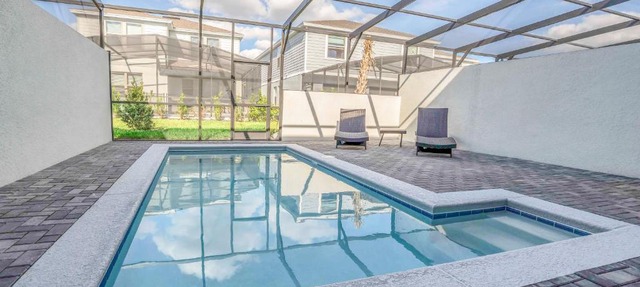 Townhome wPrivate Splash Pool & FREE Water Park