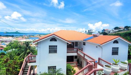 Venance Grand Yer apt 2 Enjoys Sea Views in Rodney Heights