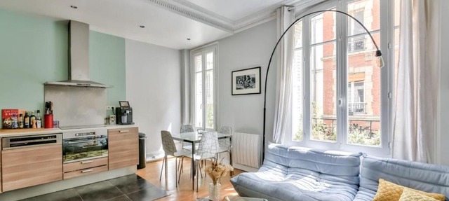 Very beautiful T2 near the Parc des Buttes-Chaumont