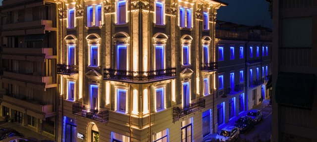 VI SUITES