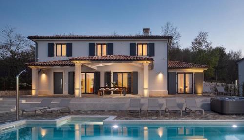 Villa Arman by Villas Holiday