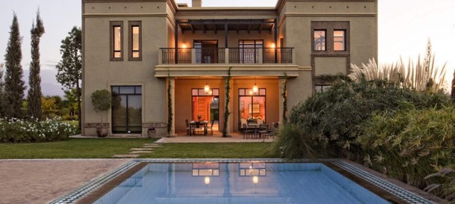 Villa avec piscine privée et Golf