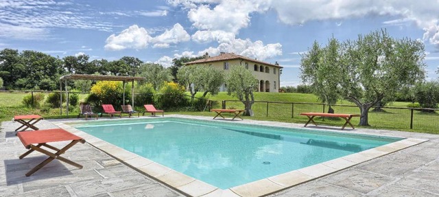 VILLA IL MELUCCIO 12&2, Emma Villas
