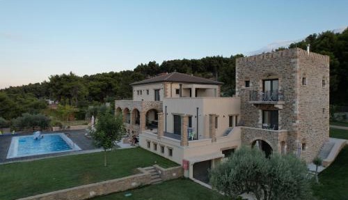 Villa Kalamos/Sea View and Pool nearby Athens