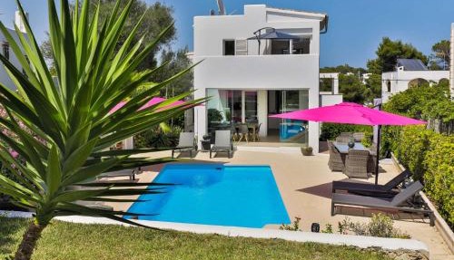 Villa LUMI-Oleanda 8 Pers am Yachthafen Cala d' Or