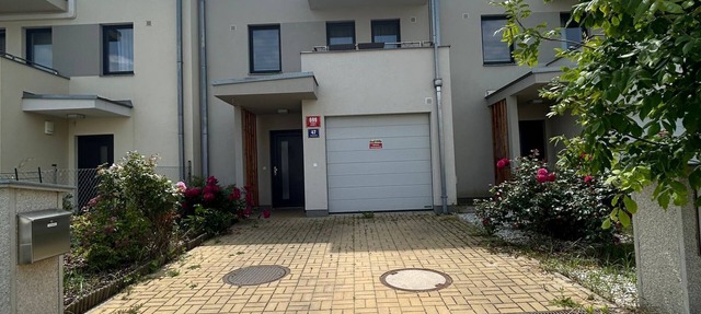 Villa many rooms with Free Parking