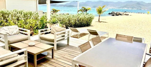 Villa Paradis Bleu Maison sur la plage, 2 chambres, piscines, tennis
