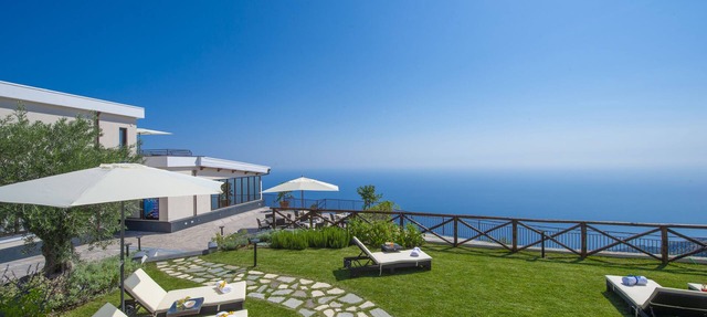 Villa Paradise Resort