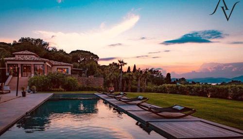 Villa Velar