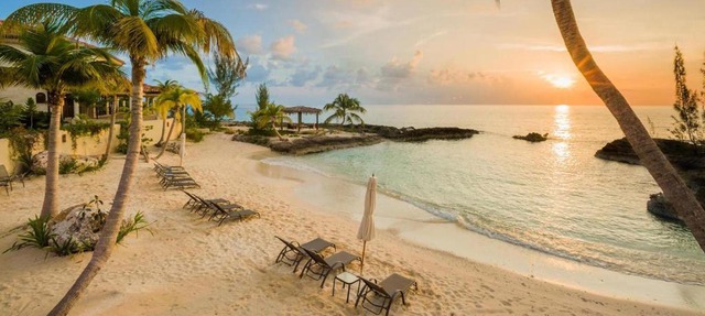 Ville Adiacente by Grand Cayman Villas & Condos