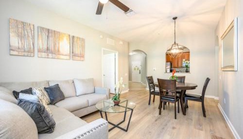 Vista Cay Deluxe Condo, Near The Parks! - 3002