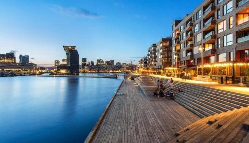 Waterfront Apartment - Oslo Central - Private Patio