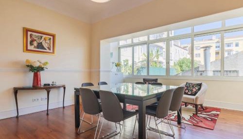 Whome Spacious Modern Apartment in Graças Historic Quarter