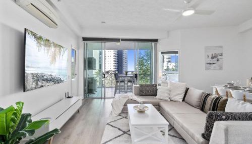 Wings Private Apartments - Q Stay