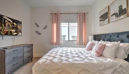 Work & Relax , Elegant Space with Wi-Fi & Comfort- 4014