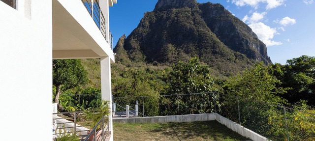 You 4 Ric Piton Suites
