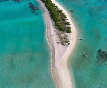 Zora Beach Inn Mathiveri